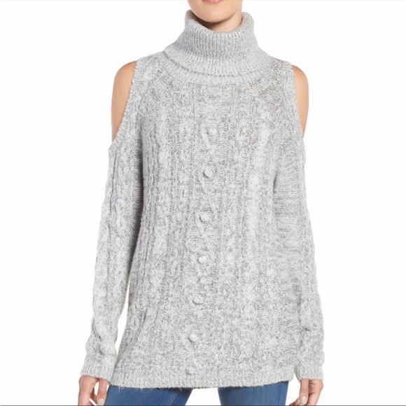 Chelsea28 Sweaters - Chelsea 28‎ Sequined Soft Sweater, size Medium White Gray Silver